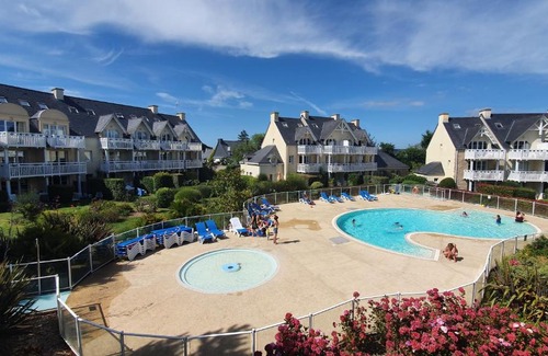 Fouesnant Apartment | Vacances Ô Cap Coz - Jardin vue mer et piscine - Résidence Cap Azur Fouesnant