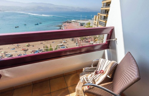 Las Palmas de Gran Canaria Apartment | Vacation Rental “Studio 50” with Sea View, Terrace & Wi-Fi