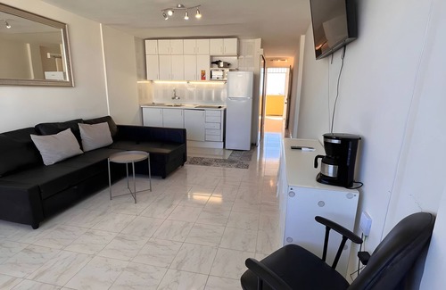 Playa del Ingles Apartment | Vacation Apartment 'Mirador Los Molinos' with Sea View, Shared Pool and Shared Garden