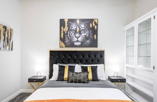 Fullerton House | Vacation 4BR Oasis Near Disney Pool & Arcade