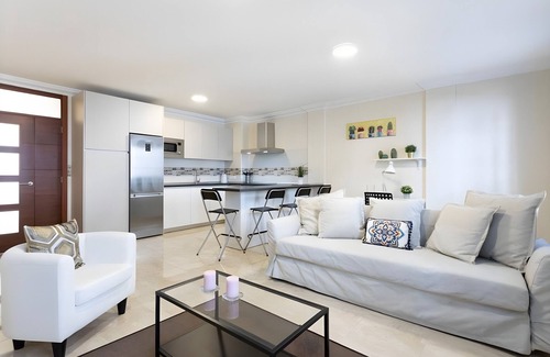 El Guincho Apartment | Vacation Apartment 'Rolycar 204' with Wi-Fi