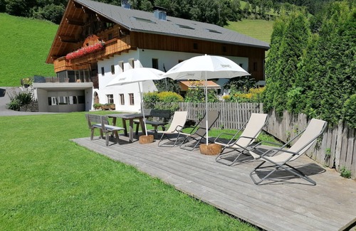 Valle Aurina Apartment | Vacation apartment "Tischlerhof Alm" with balcony and mountain view