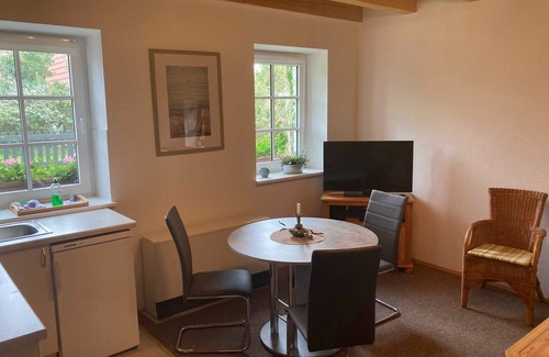 Vitte Apartment | Vacation apartment 1 east - Holiday home Butje
