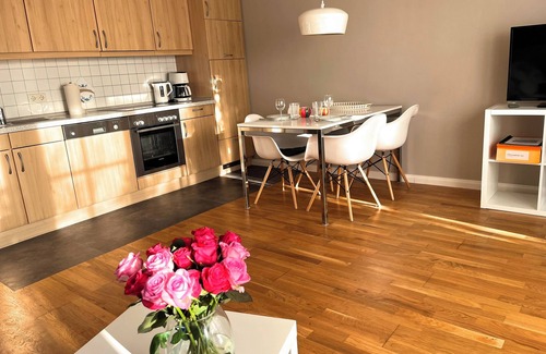 St. Peter-Ording Apartment | Vacation apartment Uli, ground floor left - Haus Nordseebude