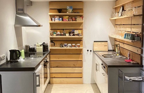 Anzenbach Apartment | Vacation apartment Wohnen im Berg, 248 sqm for 4 people