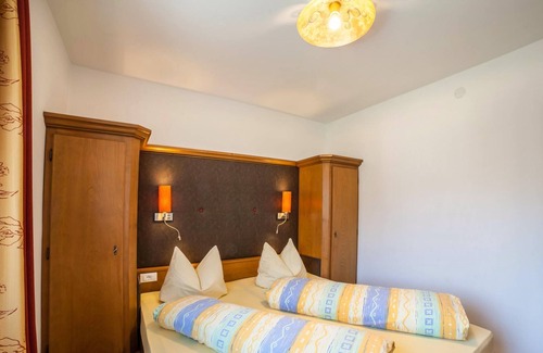 Burgusio Apartment | Vacation Apartment "Sonnenhof Sonnwend" with Mountain View, Terrace & BBQ