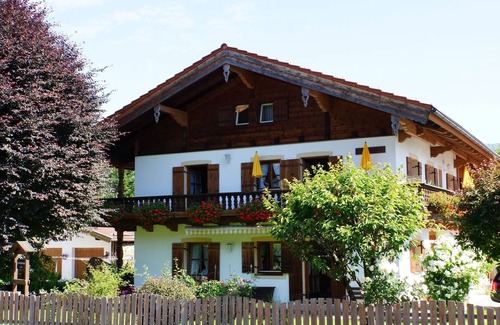 Kreuzfeld Apartment | Vacation apartment 1 for 4 persons with terrace, 60 sqm, eat-in kitchen, 2 bedrooms