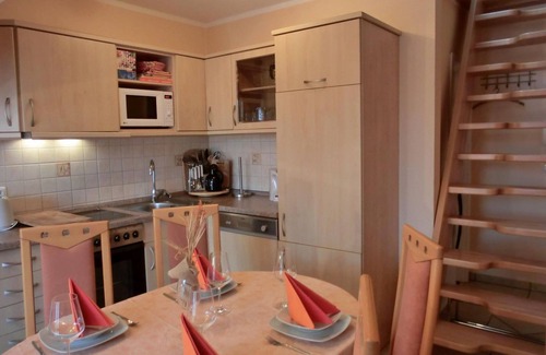 Graal Apartment | Vacation apartment K6 - Central 3-room apartment on the 2nd floor for max. 6 persons, WLAN