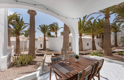 Bahia Calma Apartment | Vacation Apartment 'Santa Ursula 21' with Shared Pool, Private Terrace and Wi-Fi
