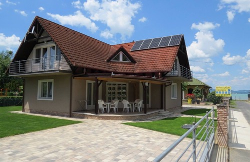 Balatonlelle Apartment | Vacation apartment/apartment for 7 guests with 70m² in Balatonlelle (125042)