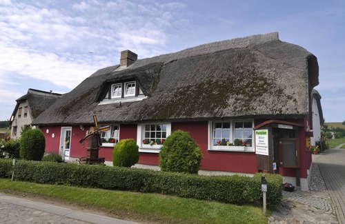 Gross Zicker Apartment | Vacation apartment no. 07 (1st floor) - Pension Ritter - in a quiet location in Groß