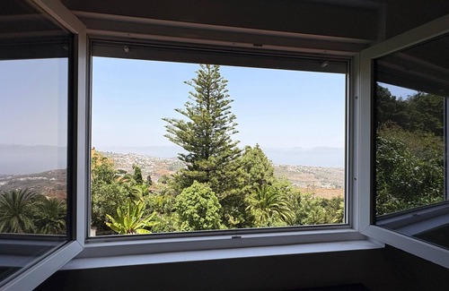 Los Portales Apartment | Vacation 'Bastion Del Drago - 2' with Mountain View, Shared Terrace and Wi-Fi