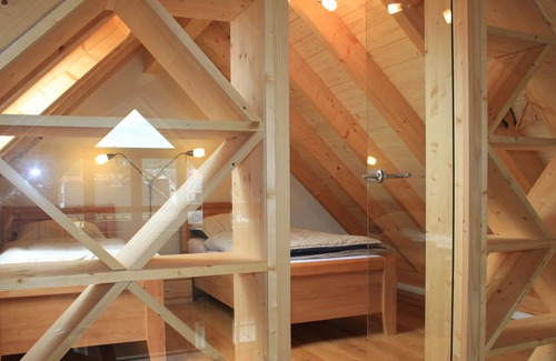 Ringen Apartment | Vacation between fruit, wine and forest