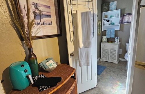 Clearwater Apartment | Vacation Cottage, beachy vibe, home away from home