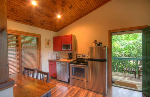Boone Cottage | Vacation Cottage in Premier Resort