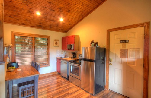 Boone Cottage | Vacation Cottage in Premier Resort
