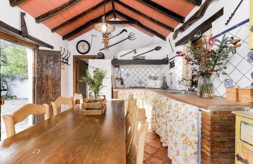 Los Angeles House | Vacation Home "Cortijo Rural Las Aves" with Shared Pool & Shared Garden