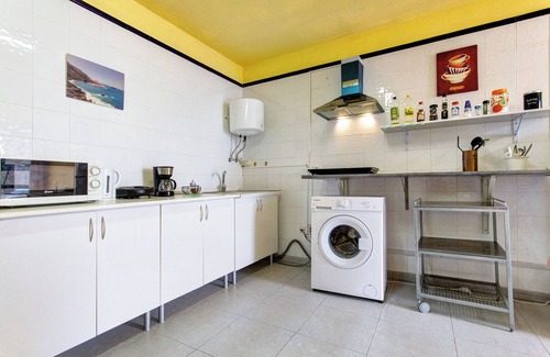 Garachico Apartment | Vacation Apartment 'Vista Al Mar' with Sea View and Wi-Fi