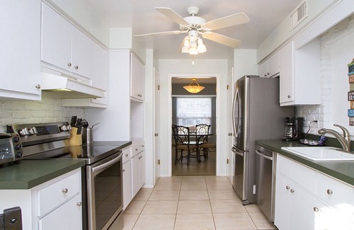 Seminole House | Vacation Home 2 Miles From The Beach with Pool and Spillover Spa! GREAT PRICE!