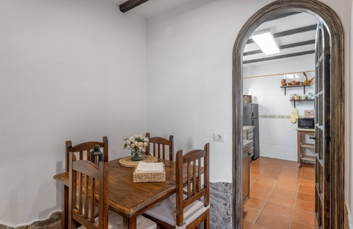 Granadilla de Abona House | Vacation Home 'Abuelo Manuel' with Sea View, Wi-Fi and Air Conditioning