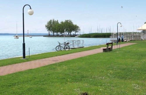 Balatonfured House | Vacation home Balatontourist Füred in Balatonfured - 5 persons, 2 bedrooms