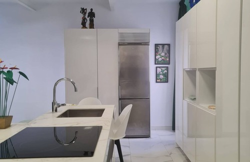 Las Palmas de Gran Canaria House | Vacation Home "Blue sky-loft ático" with Terrace & Wi-Fi