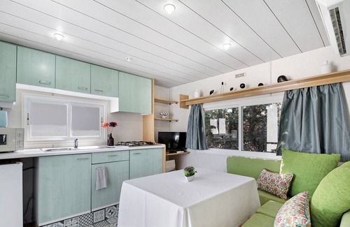 Medina-Sidonia House | Vacation Home "Bungalow La Villoria Estandar 2" with Shared Pool, Private Terrace & Wi-Fi