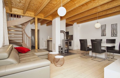 Monchgut-Granitz House | Vacation home close to the harbor with terrace and sea view - Holiday home TimpeTe Starboard