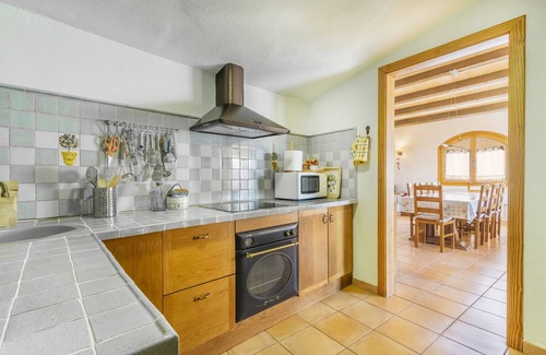 Sedo House | Vacation Home "Emilia" with Mountain View, Private Terrace & Wi-Fi