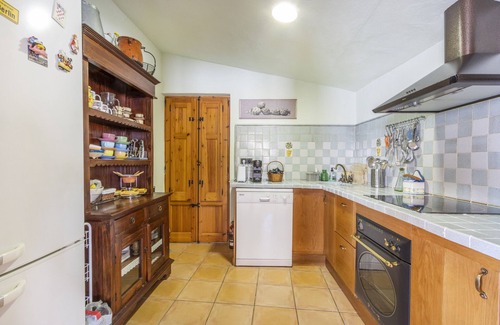 Sedo House | Vacation Home "Emilia" with Mountain View, Private Terrace & Wi-Fi