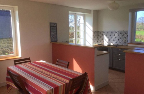 Crach House | Vacation home for 14 people, 10 minutes from the beach