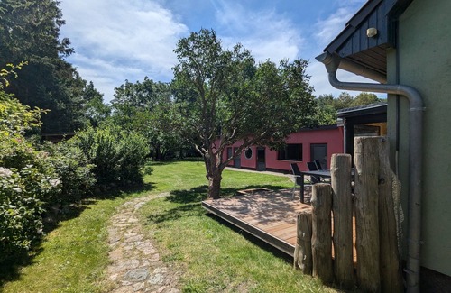 Born auf dem Darss House | Vacation home for sole use and large garden for 12 people