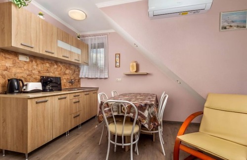 Balatonkeresztur House | Vacation home Berek by Interhome