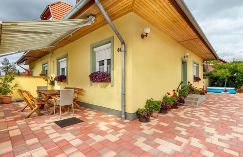 Balatonmariafurdo House | Vacation home Colore by Interhome