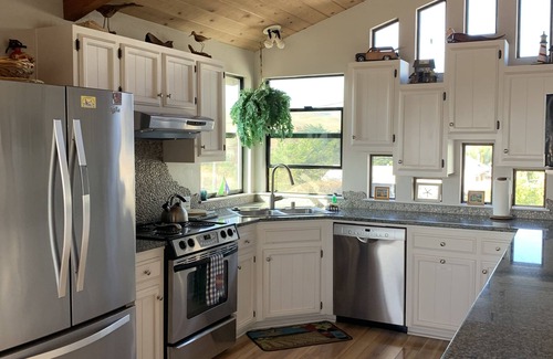 Cayucos House | Vacation Home in the Heart of Cayucos