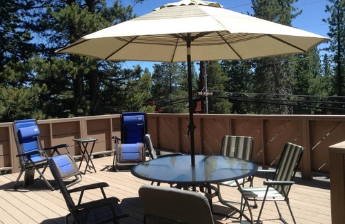 Truckee House | Vacation home just 24 minutes from Palisades Tahoe