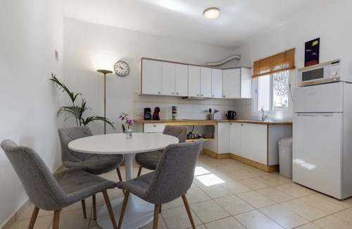 Tuineje House | Vacation Home "La Finca Las Estrellas" with Mountain View, Garden & Wi-Fi