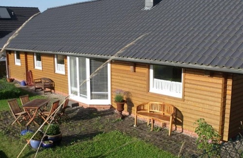Grenderich House | Vacation home Mews