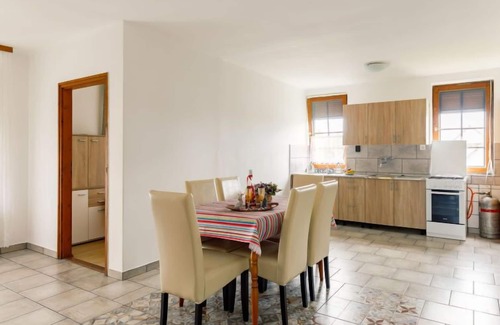Balatonfenyves House | Vacation home Nimrod by Interhome