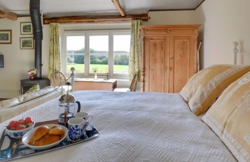 Wavehorne House | Vacation home Orlestone in Ashford - 2 persons, 1 bedrooms