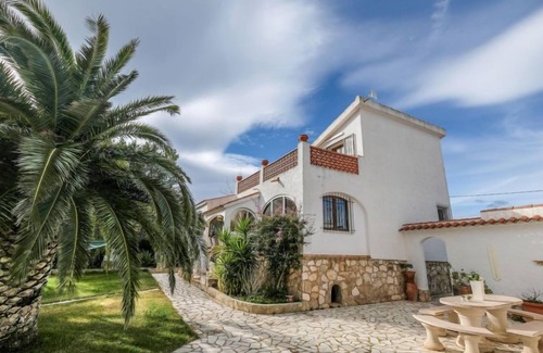 L'Ampolla House | Vacation home Reny by Interhome