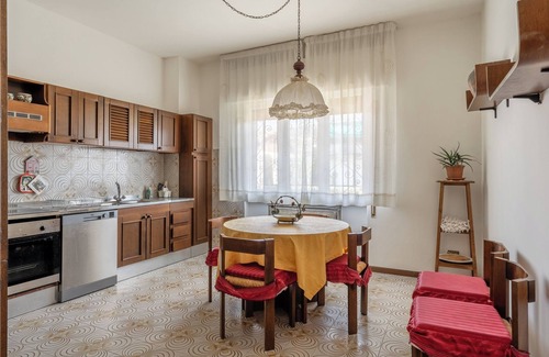 Pistoia House | Vacation Home "Residenza Martinelli" with Private Garden & Wi-Fi