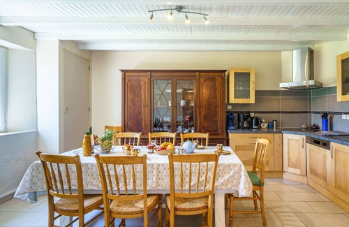 Crozon House | Vacation home Ty Jos by Interhome