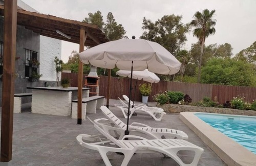 Prado del Rey House | Vacation Home "Vivienda Rural Cabeza Del Rey" with Private Pool, 2 Private Terraces & Wi-Fi