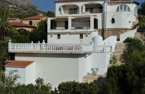 La Canuta Apartment | Vacation home with private pool and air conditioning