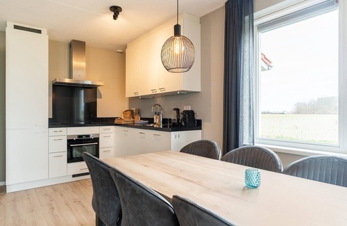 Scherpenisse House | Vacation Home Zeeland by Oosterschelde Park