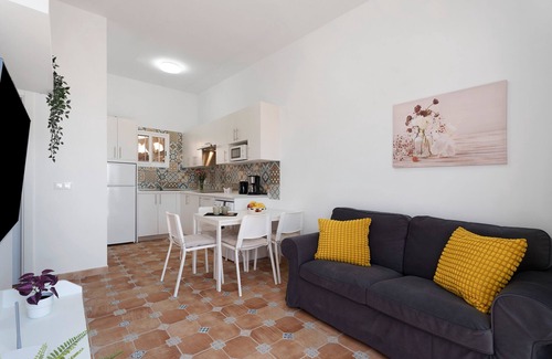 San Miguel de Abona Apartment | Vacation 'La Sabina De Manuel1' with Sea View, Private Terrace and Wi-Fi