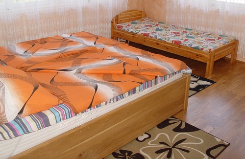 Balatonszarszo House | Vacation villa with exclusive pool & nice garden in a relaxed area near Balaton