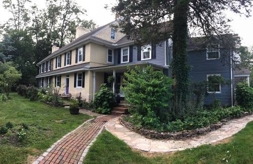 Chadds Ford House | Vacay in an Authentic Chadds Ford/Brandywine Valley/Longwood Gardens