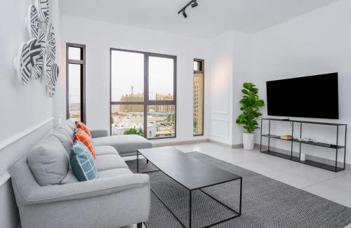 Umm Suqeim 3 Apartment | Vacay Lettings 2 Bed Retreat near Burj Al Arab